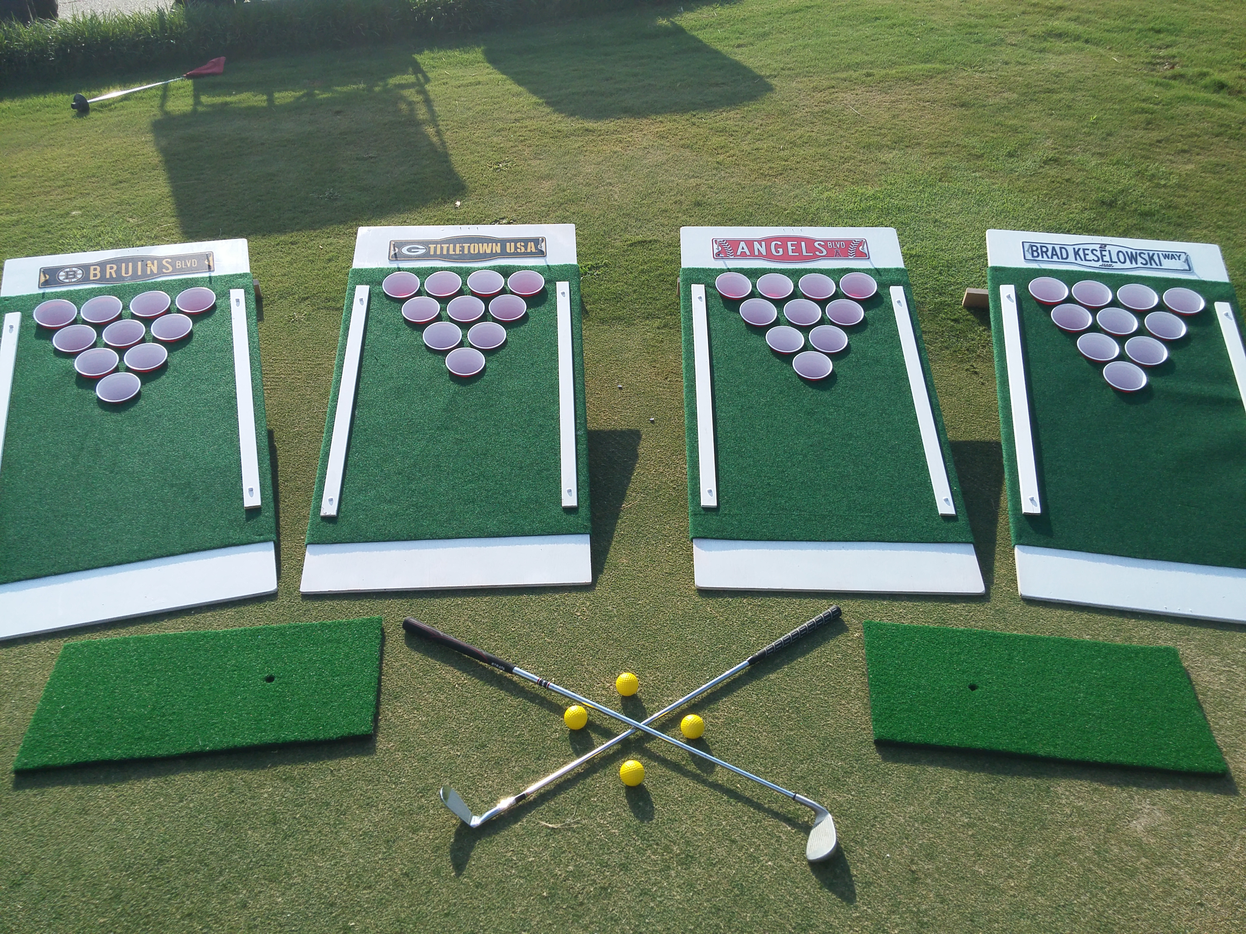 arbejdsløshed anklageren tæmme Beer-pong-loving golfers have another new product to take to the tailgate |  This is the Loop | Golf Digest