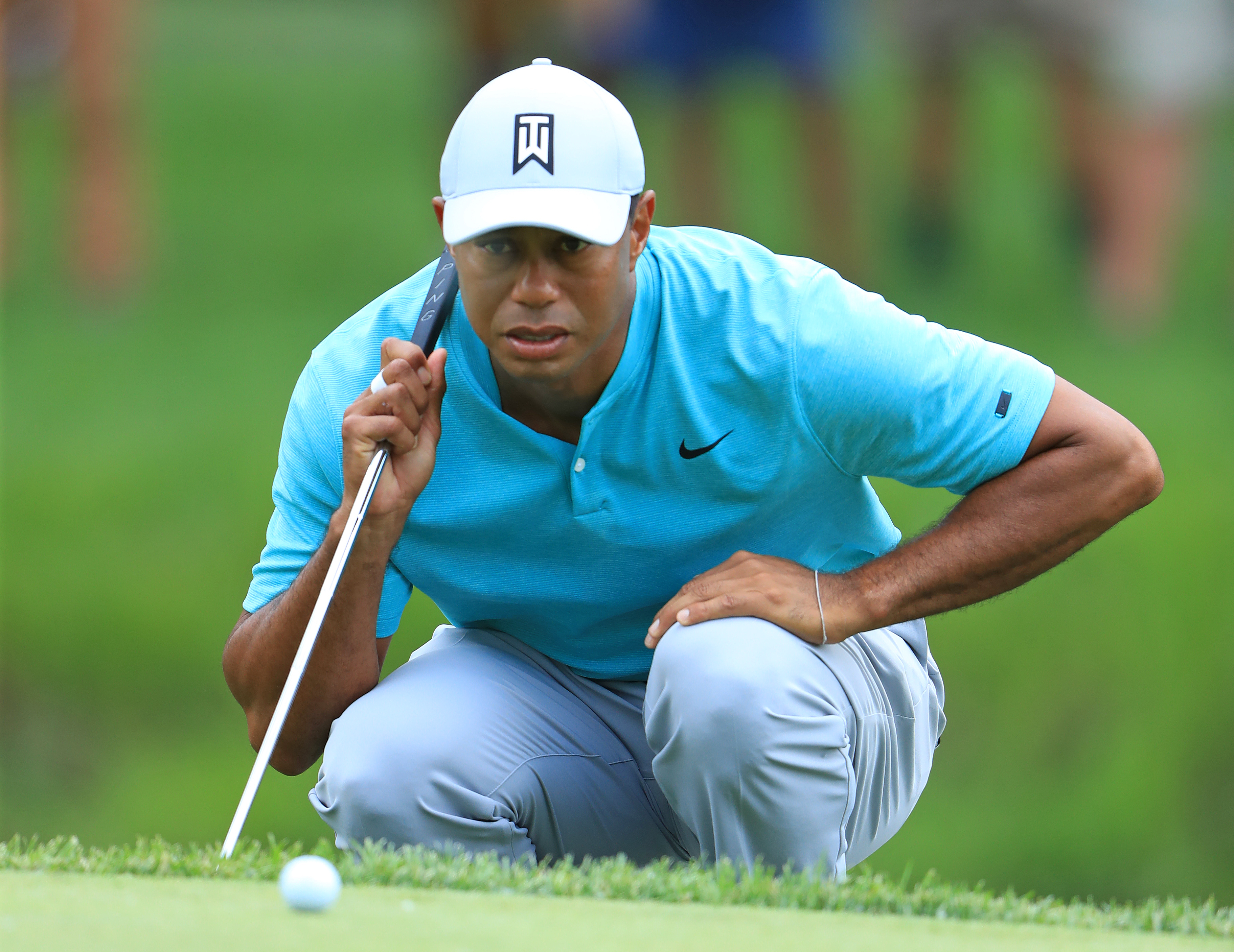 Tiger Woods Live Blog Woods fails to make move on Day 2 at the Memorial; Justin Rose fires 63 Golf News and Tour Information Golf Digest