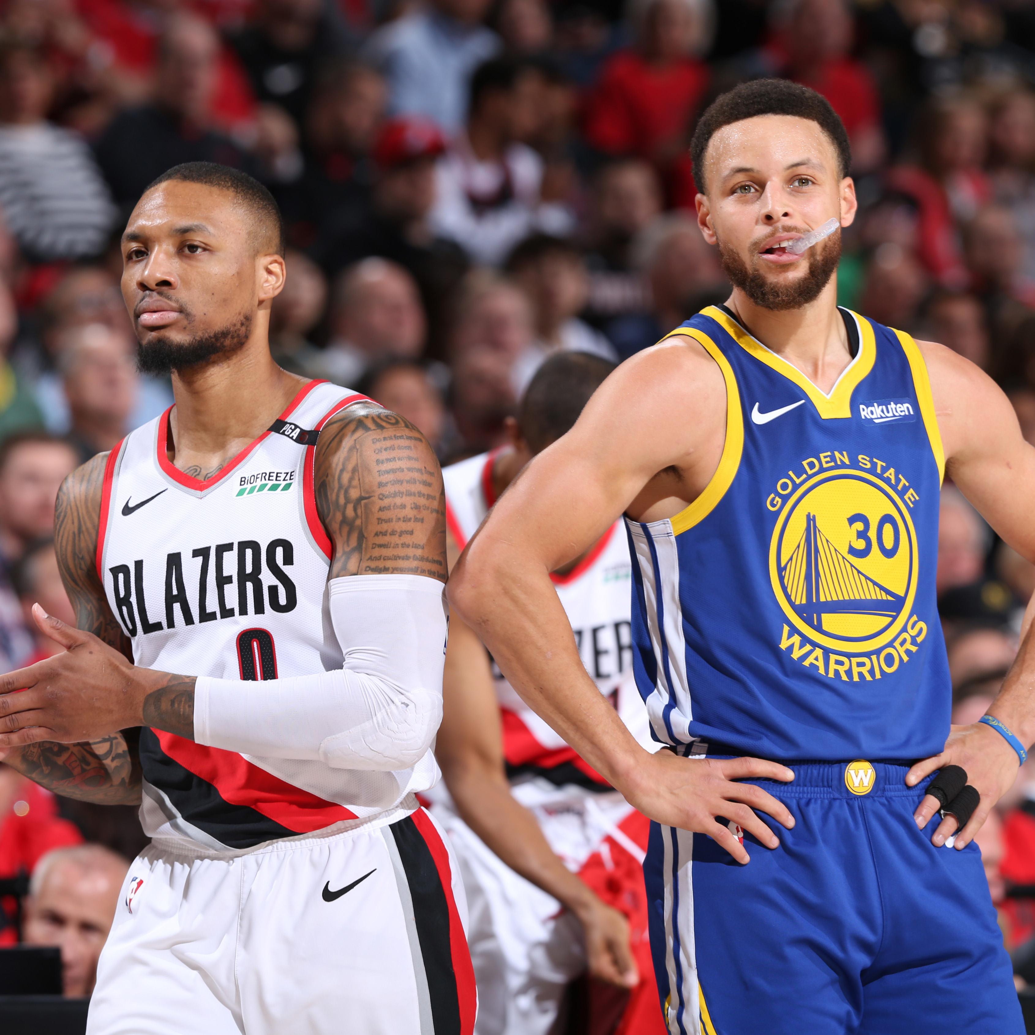 Kenny Smith Just Triggered A Shooting Arms Race Between Damian Lillard And Steph Curry This Is The Loop Golfdigest Com