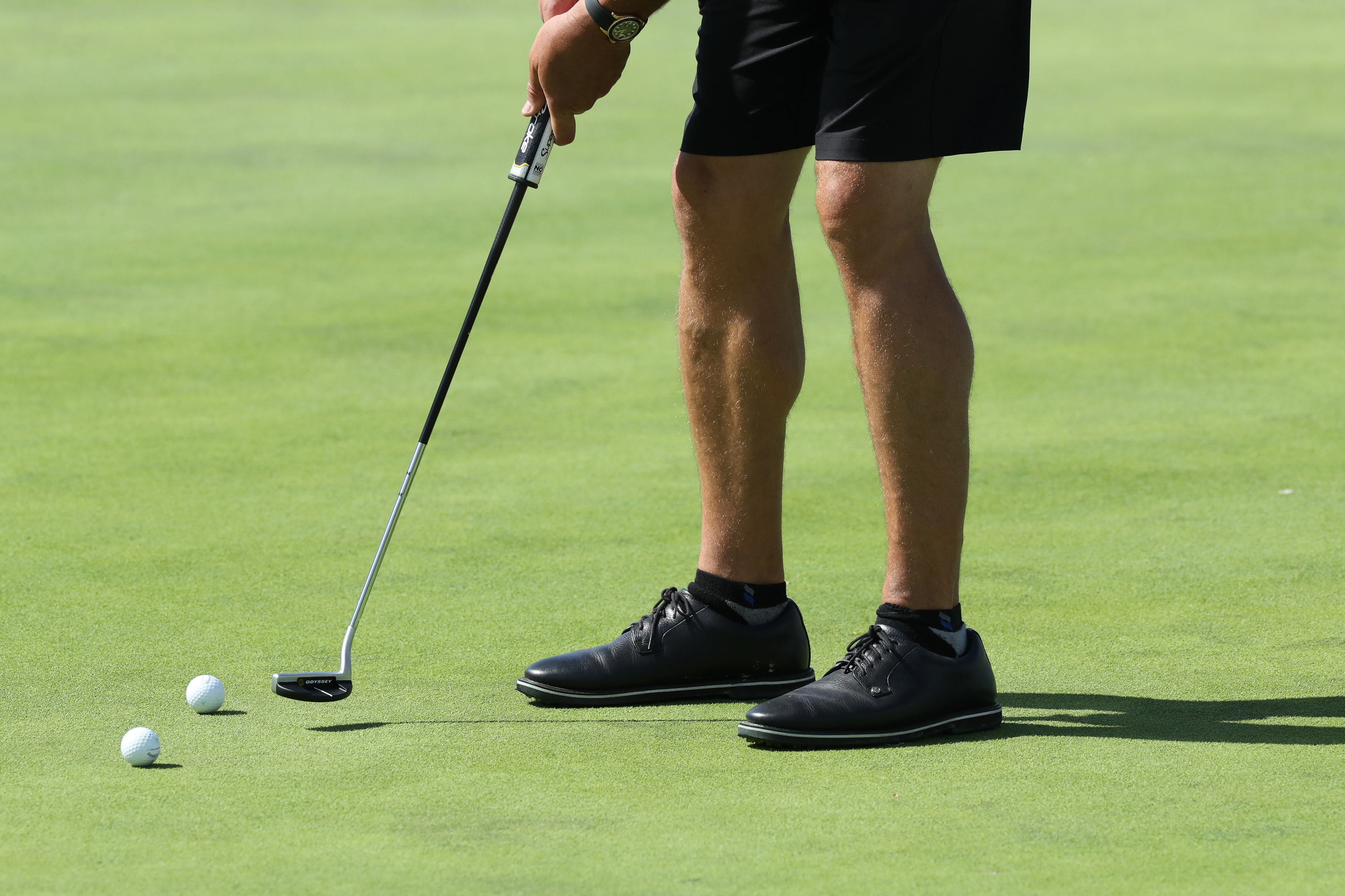Black Or White Golf Shoes 