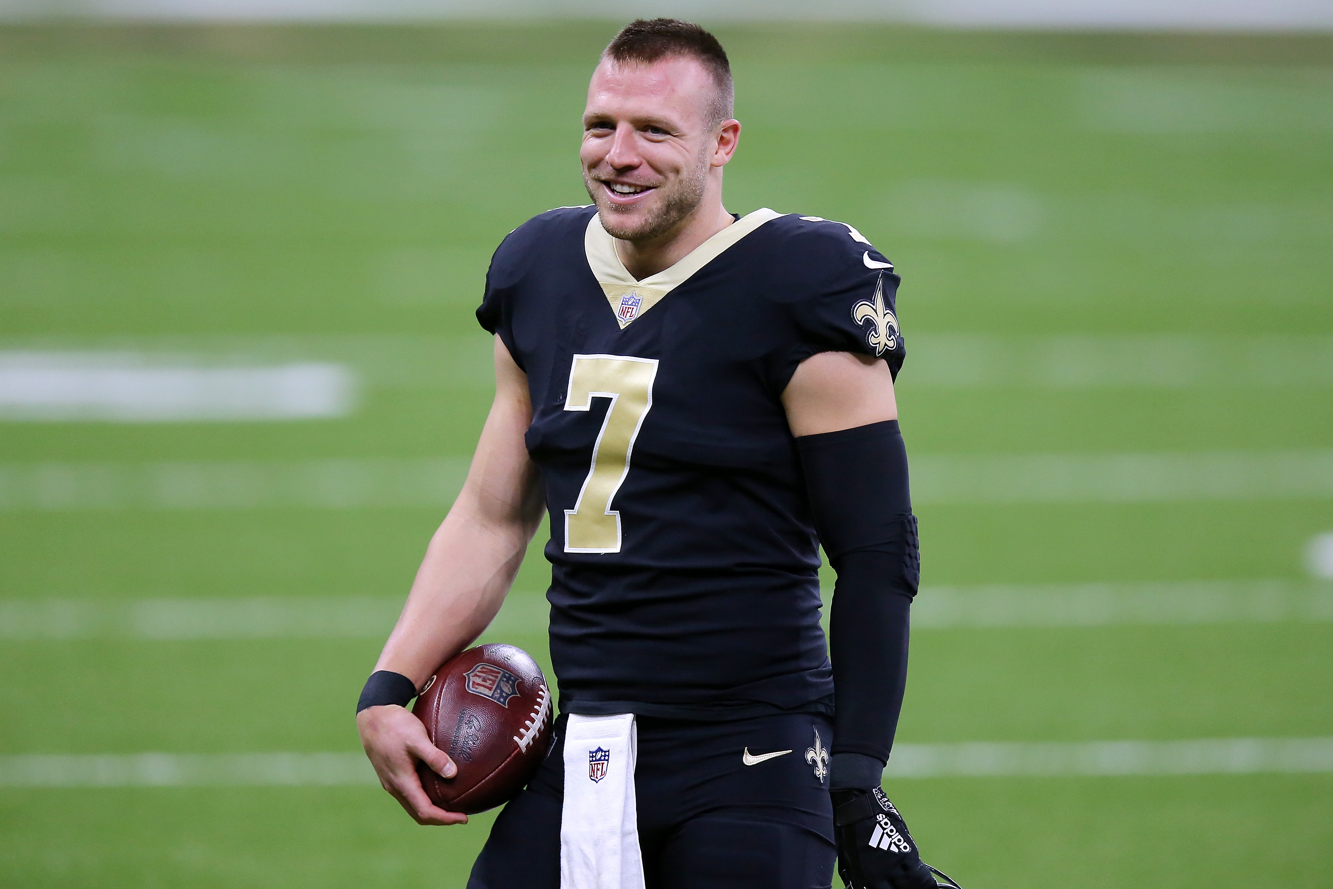 Taysom Hill is going to be the biggest fantasy football cheat code ever  this weekend | This is the Loop | GolfDigest.com