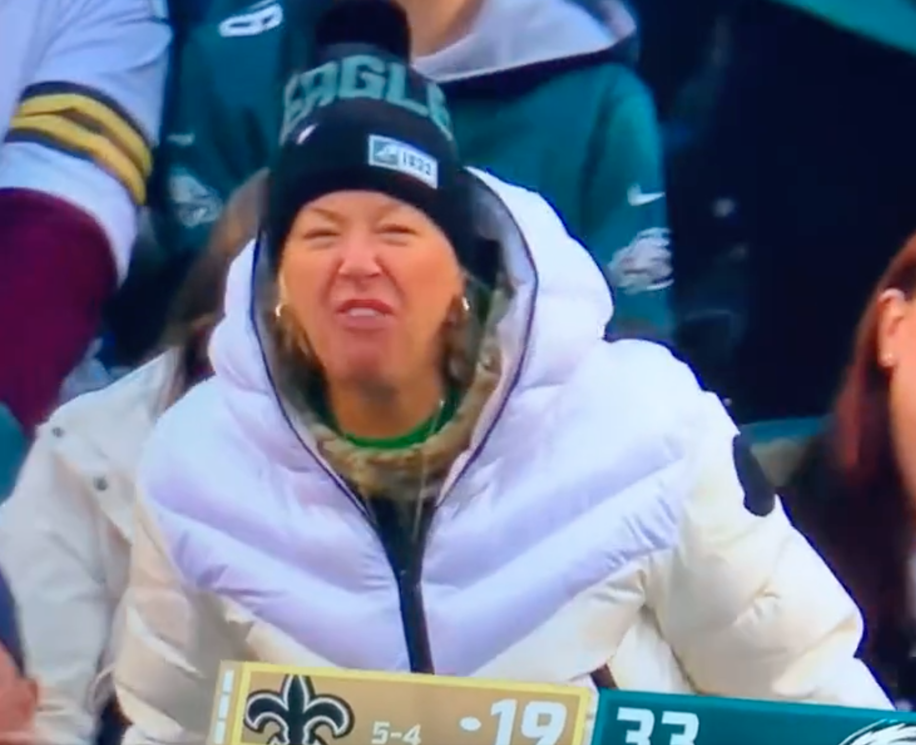 This screaming lady from Philadelphia just made the Eagles the most  terrifying 5-6 team in NFL history  This is the Loop  Golf Digest