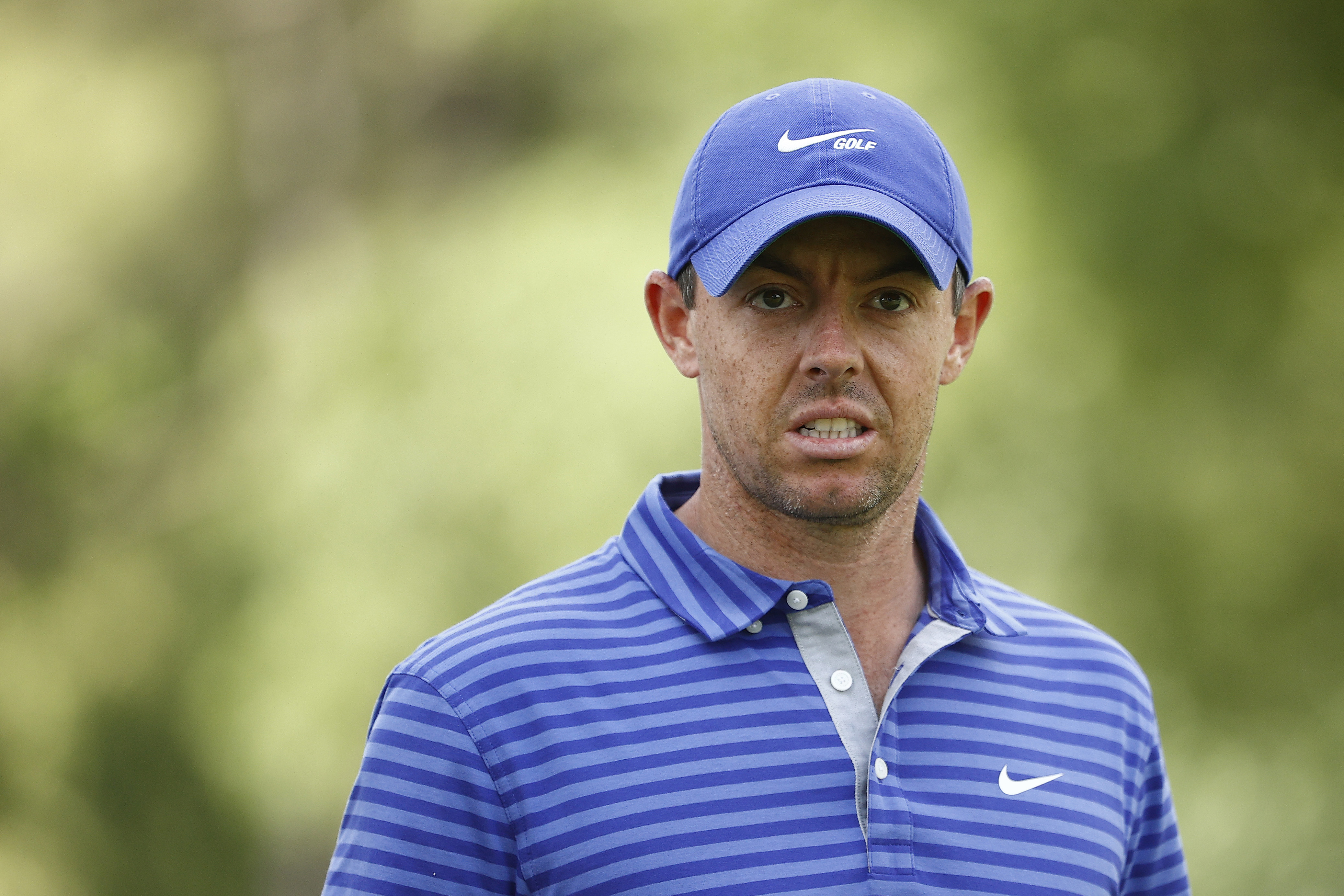 Rory Stuck In Neutral Rickie S Got A Pulse And Bryson Grinds Out A One Under 70 Golf News And Tour Information Golf Digest