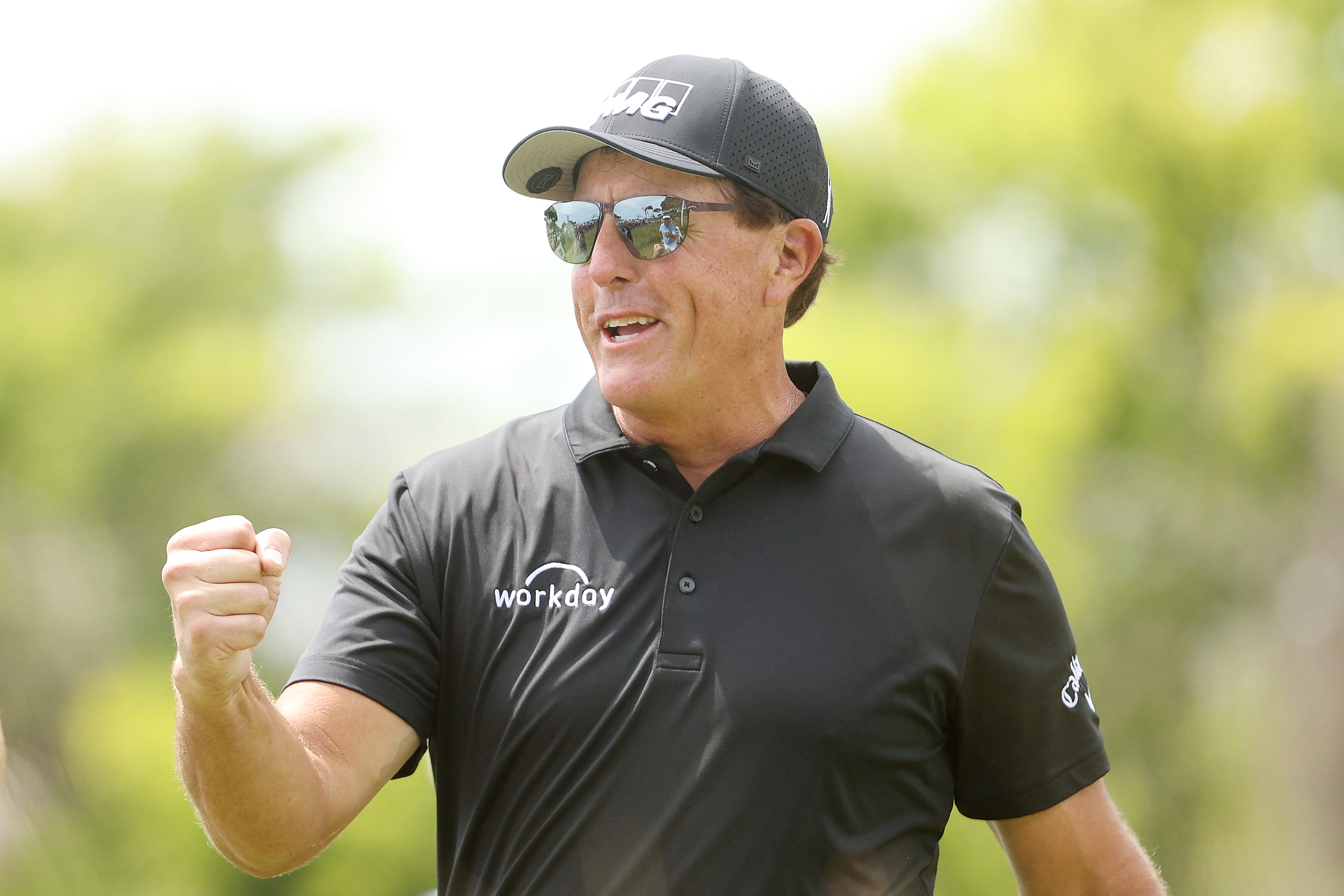 PGA Championship 2021 live updates Phil Mickelson grabs the 54-hole lead over Brooks Koepka Golf News and Tour Information Golf Digest