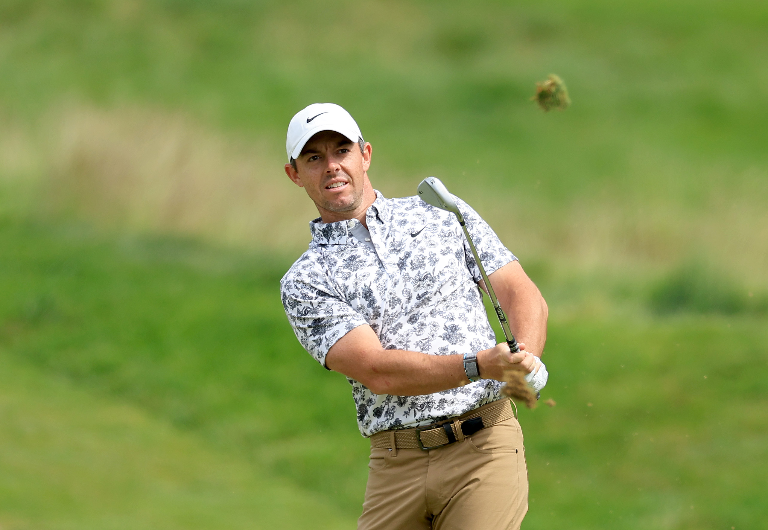 Ongrijpbaar Rafflesia Arnoldi fonds U.S. Open 2022: What your view of Rory McIlroy and Tony Finau's shirts say  about you | This is the Loop | Golf Digest