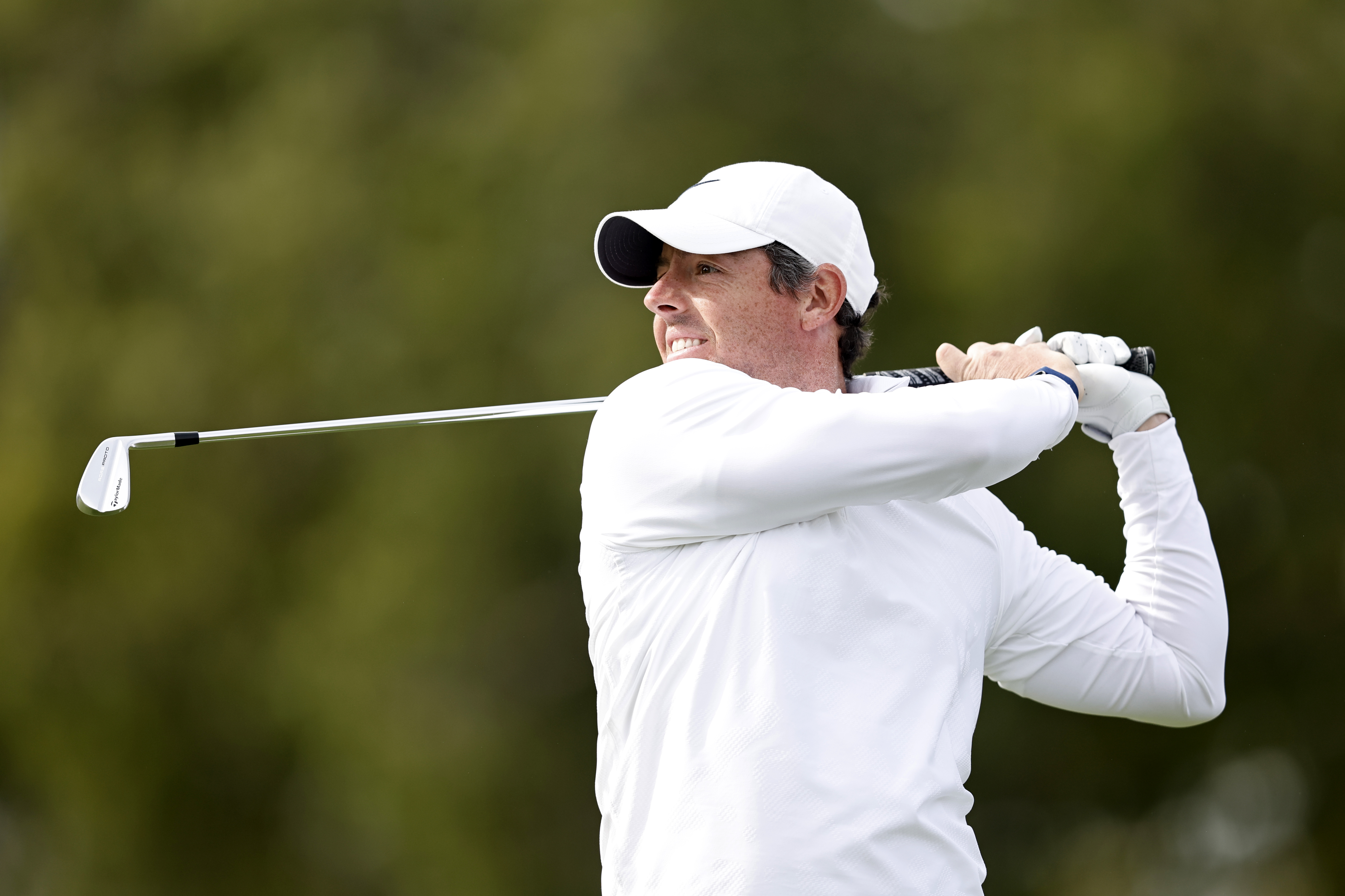 Luke Wilson takes a swing at golf fashion - Los Angeles Times
