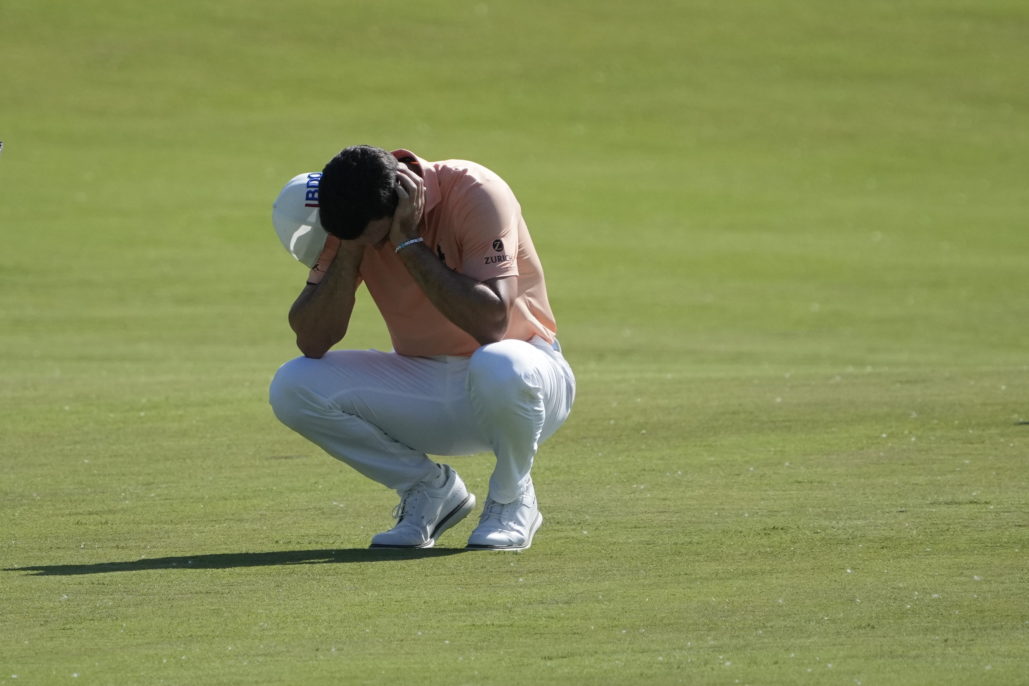 Dustin Johnson shoots his worst round in more than 15 months at